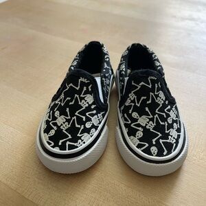 Kids Tommy Bahama Black Skeleton Slip-On Shoes